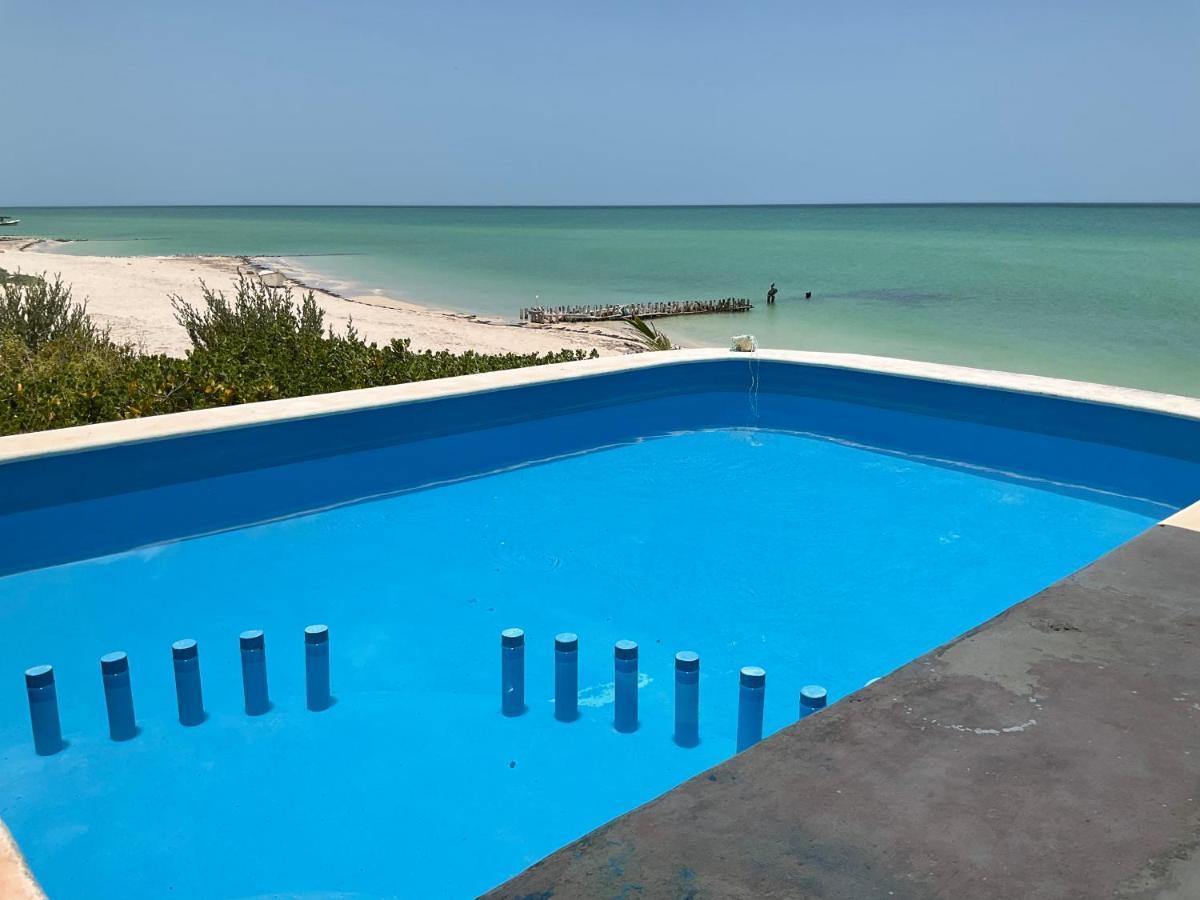 Willa La Casa Amarilla Frente Al Mar Chelem Zewnętrze zdjęcie
